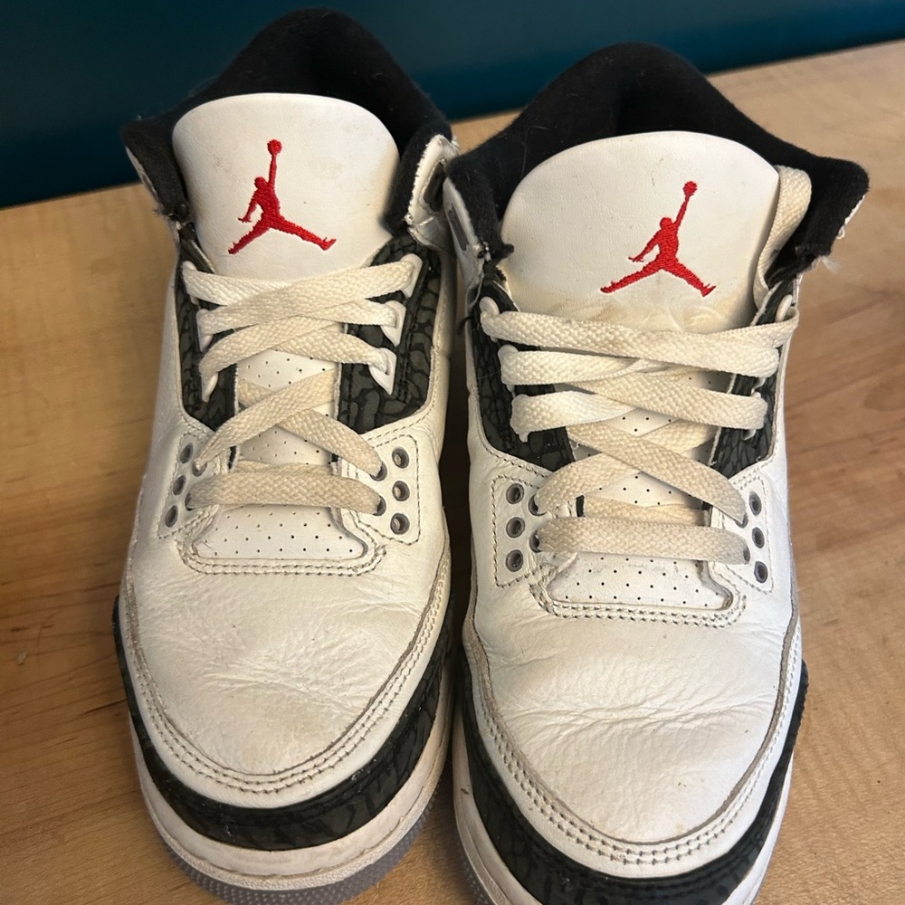 Jordan 3s